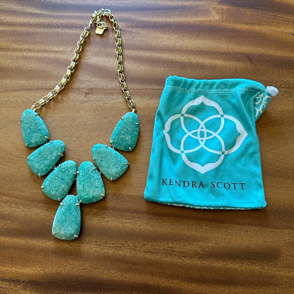 Kendra Scott Harlow Statement Necklace in Amazonite - Picture 5 of 9